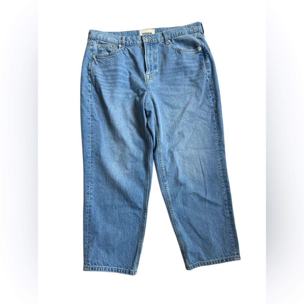 Boden Mid Rise Taper Jean size 30 light wash - Picture 2 of 9